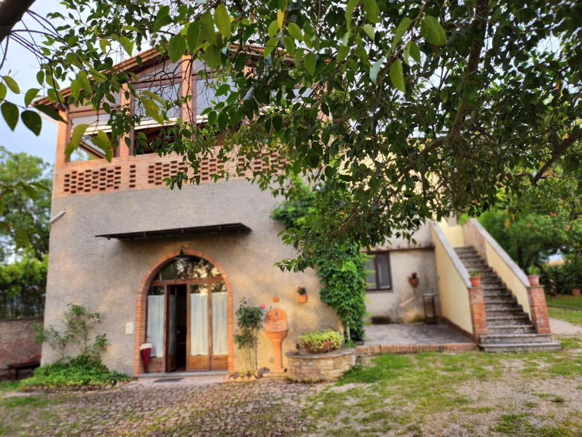 Il Giuggiolo - La Collina Della Quiete Panzió Certaldo Kültér fotó