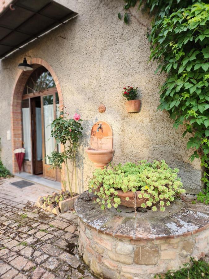 Il Giuggiolo - La Collina Della Quiete Panzió Certaldo Kültér fotó